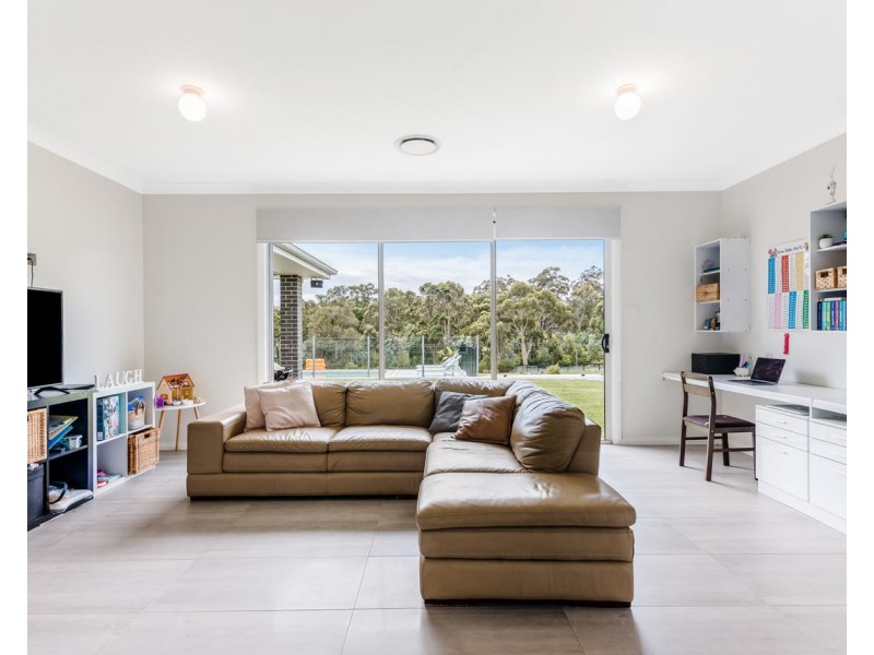 3 Themeda Place, Cattai NSW 2756