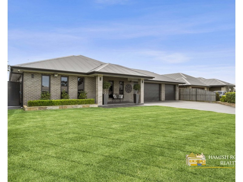 15 Strathmore Avenue, Pitt Town NSW 2756