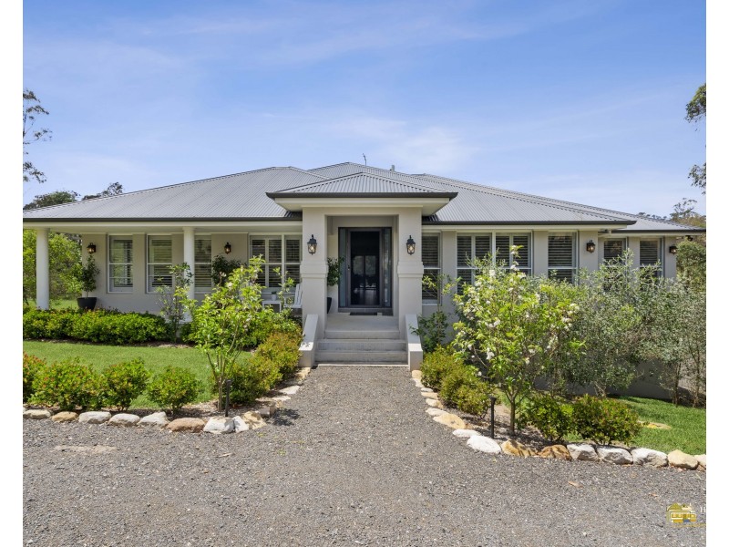 27 Wianamatta Circuit, Cattai NSW 2756