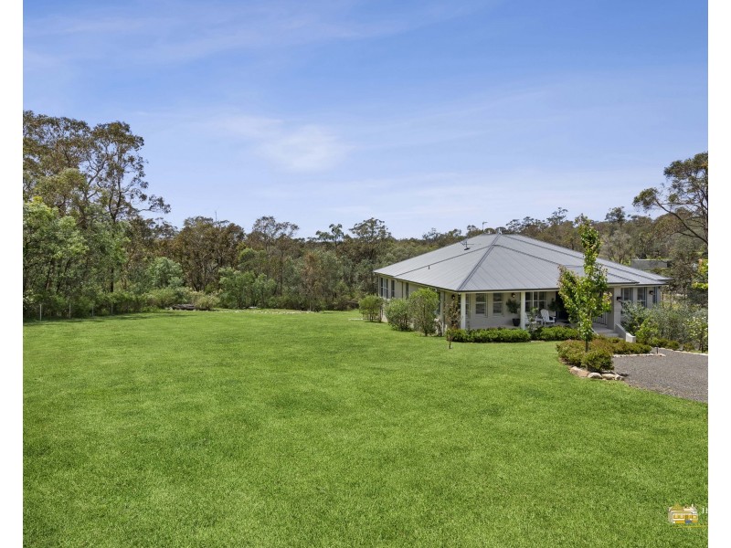 27 Wianamatta Circuit, Cattai NSW 2756