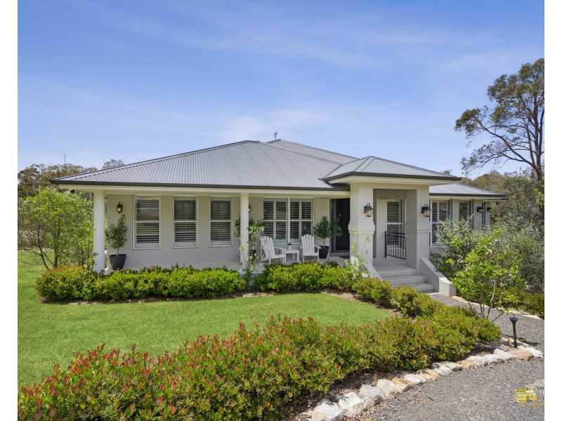 27 Wianamatta Circuit, Cattai NSW 2756