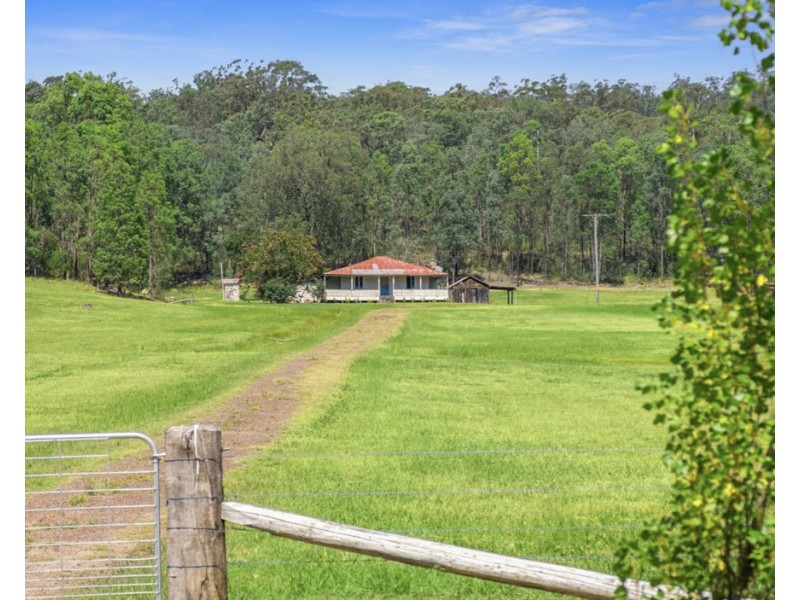 7201 Putty Road, Garland Valley NSW 2330