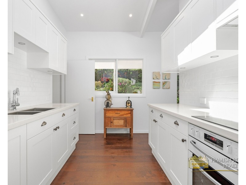 28 Cranstons Road, Middle Dural NSW 2158