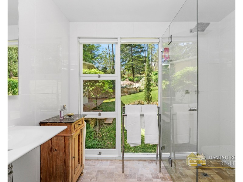 28 Cranstons Road, Middle Dural NSW 2158