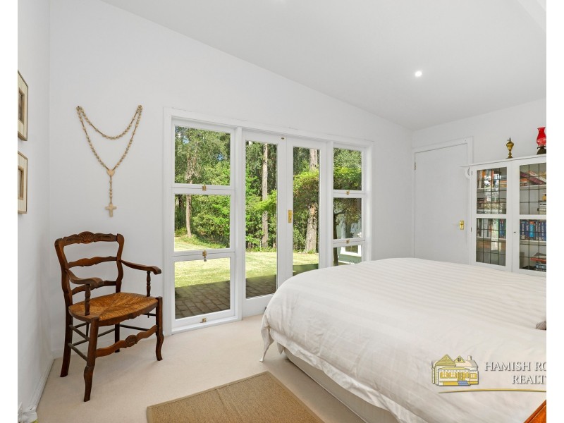 28 Cranstons Road, Middle Dural NSW 2158