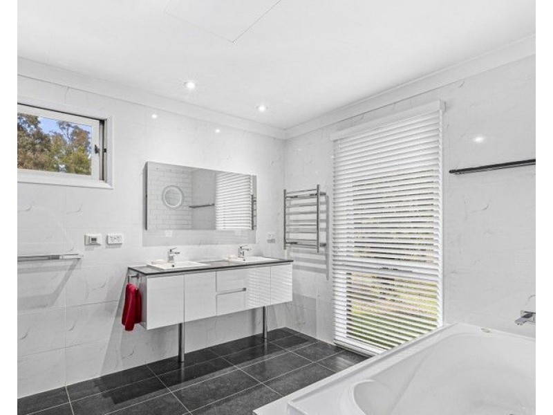 2 Greenfield Road, Maraylya NSW 2765