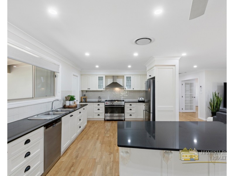 11 Tallow Wood Close, Wilberforce NSW 2756