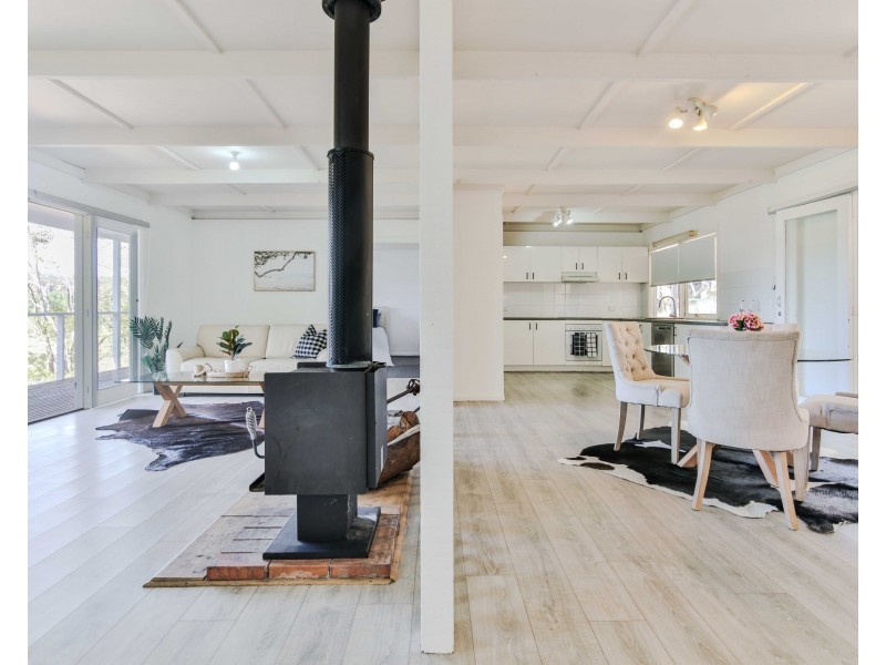 825 River Road, Lower Portland NSW 2756