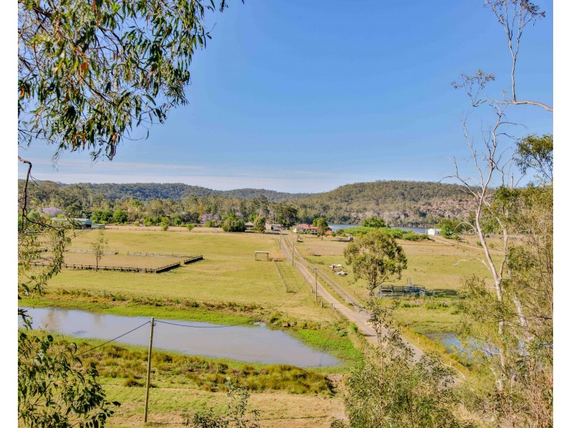 825 River Road, Lower Portland NSW 2756