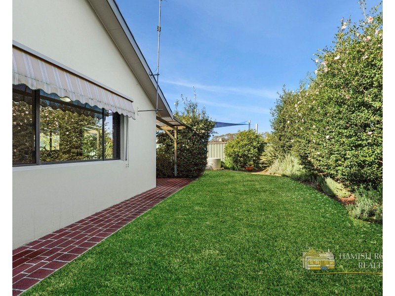 21 Andrew Thompson Drive, Mcgraths Hill NSW 2756