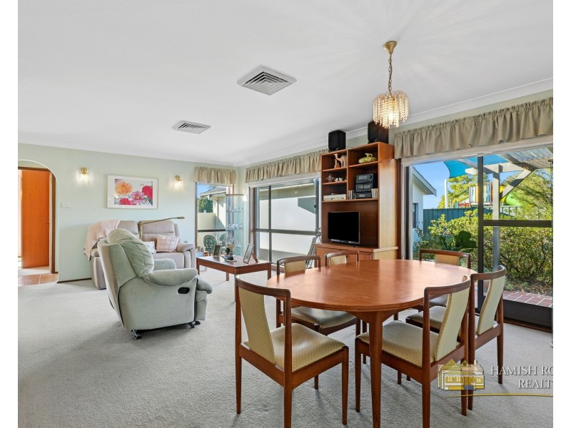 21 Andrew Thompson Drive, Mcgraths Hill NSW 2756