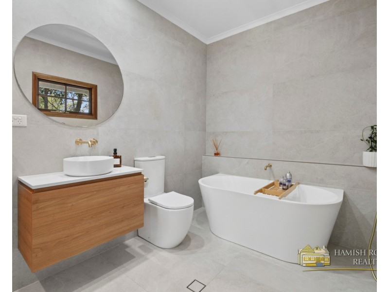 239 River Road, Lower Portland NSW 2756