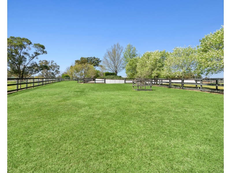 23 Clare Crescent, Oakville NSW 2765