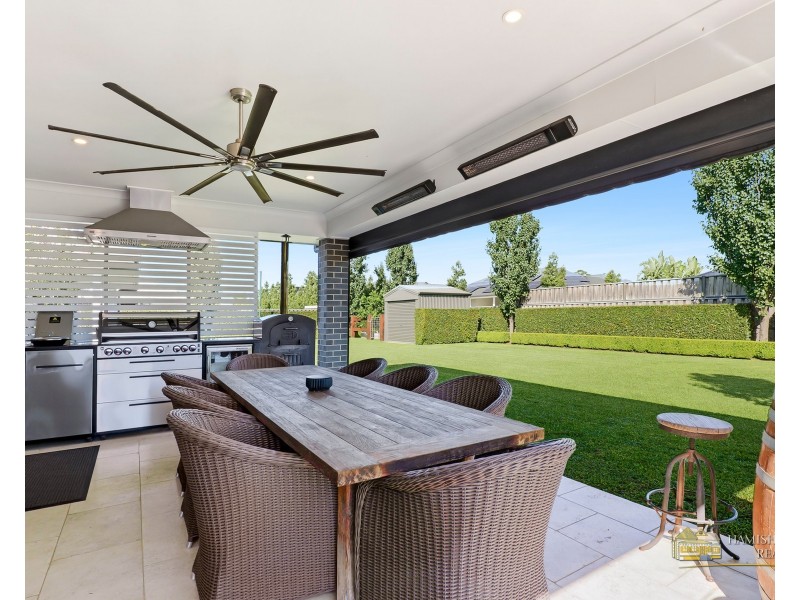 4 Fleming Street, Pitt Town NSW 2756