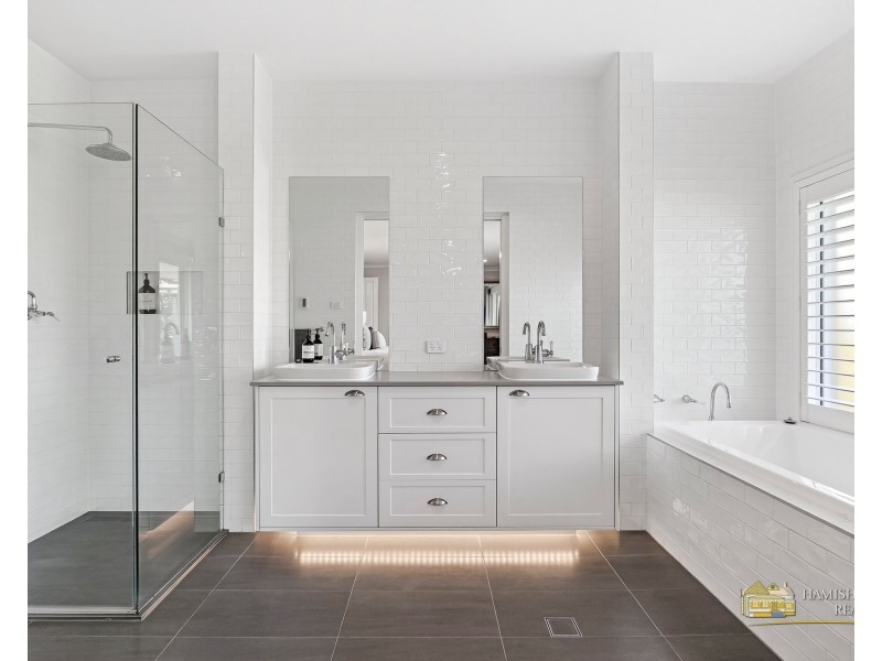 4 Fleming Street, Pitt Town NSW 2756