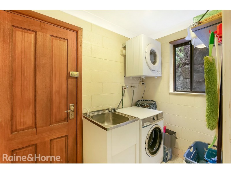 128 WEBBS CREEK ROAD, Webbs Creek NSW 2775