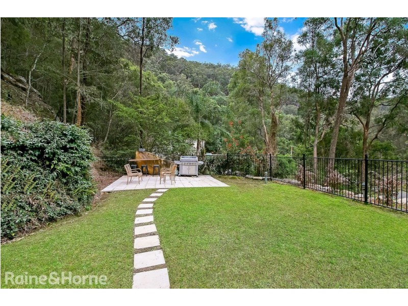128 WEBBS CREEK ROAD, Webbs Creek NSW 2775