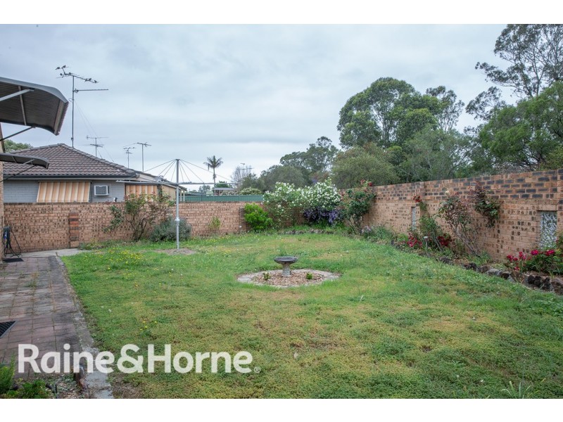 29 Red house Cres, Mcgraths Hill NSW 2756