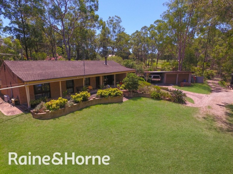 33 HOWES ROAD, East Kurrajong NSW 2758