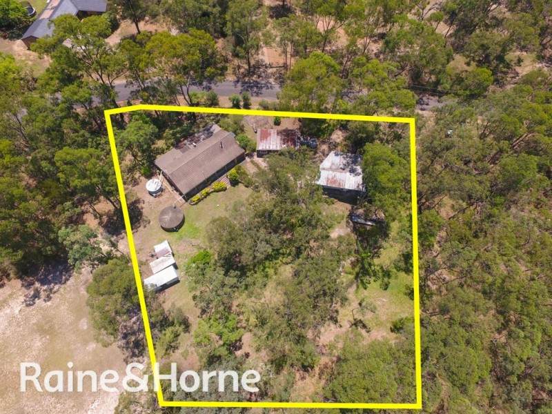 33 HOWES ROAD, East Kurrajong NSW 2758