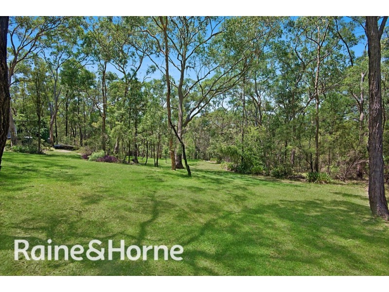 33 HOWES ROAD, East Kurrajong NSW 2758