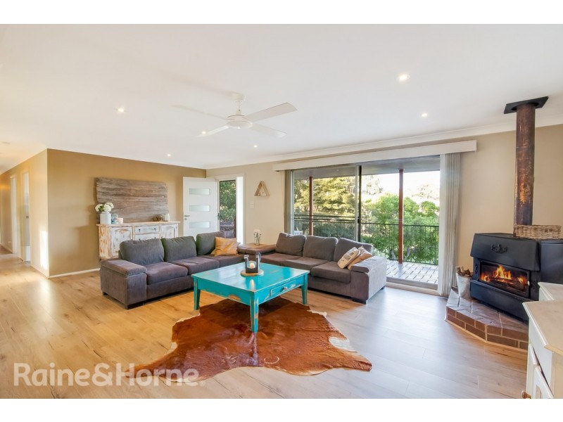 6 ELIZABETH AVENUE, Kurmond NSW 2757