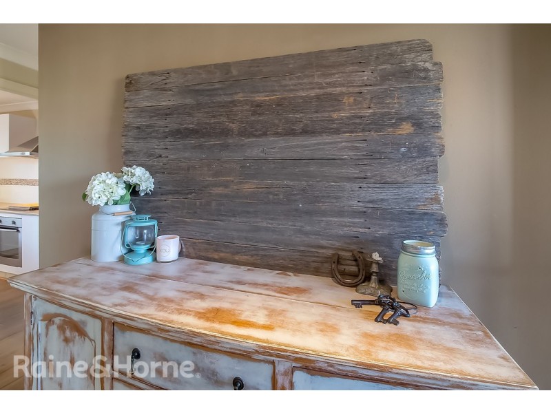 6 ELIZABETH AVENUE, Kurmond NSW 2757