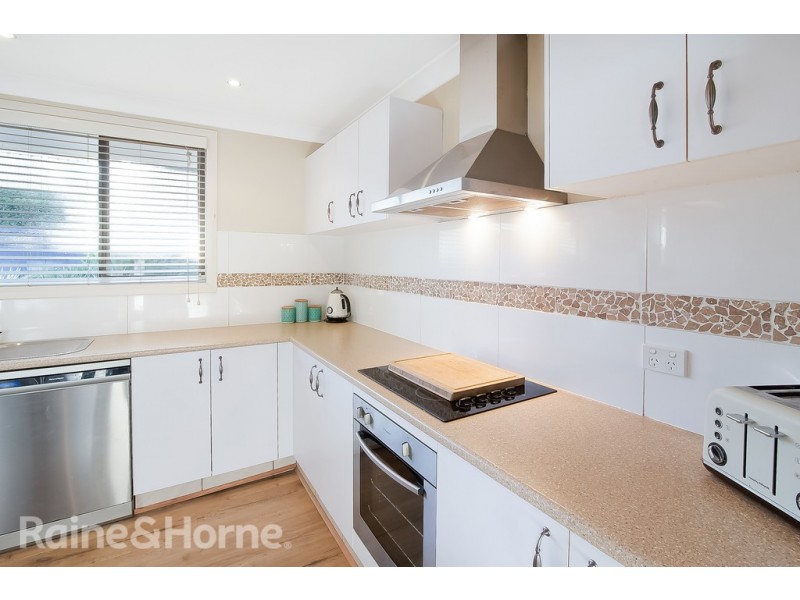 6 ELIZABETH AVENUE, Kurmond NSW 2757