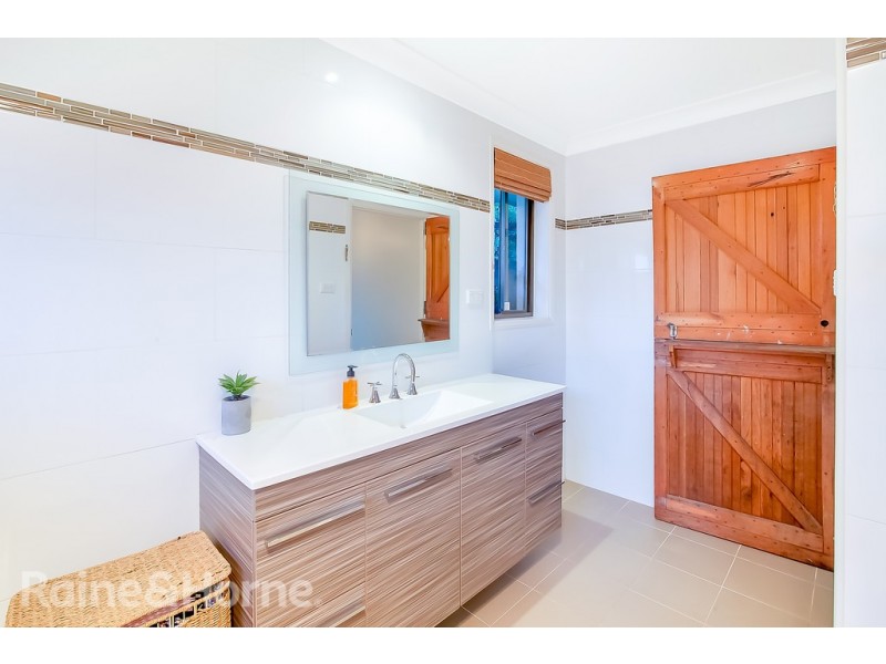 6 ELIZABETH AVENUE, Kurmond NSW 2757