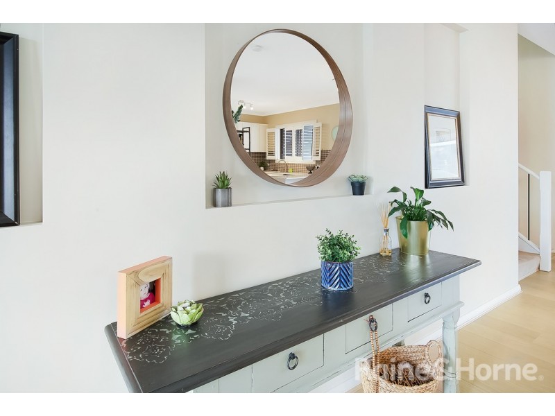 3 Silo Place, Mcgraths Hill NSW 2756