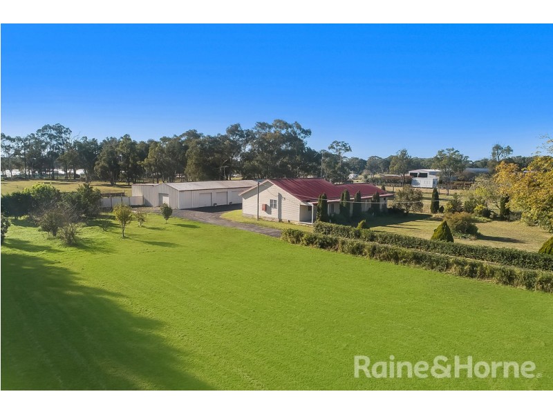 10-18 FOURTH ROAD, Berkshire Park NSW 2765