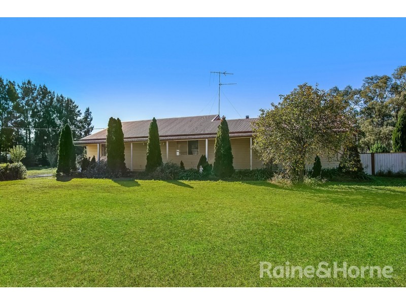 10-18 FOURTH ROAD, Berkshire Park NSW 2765