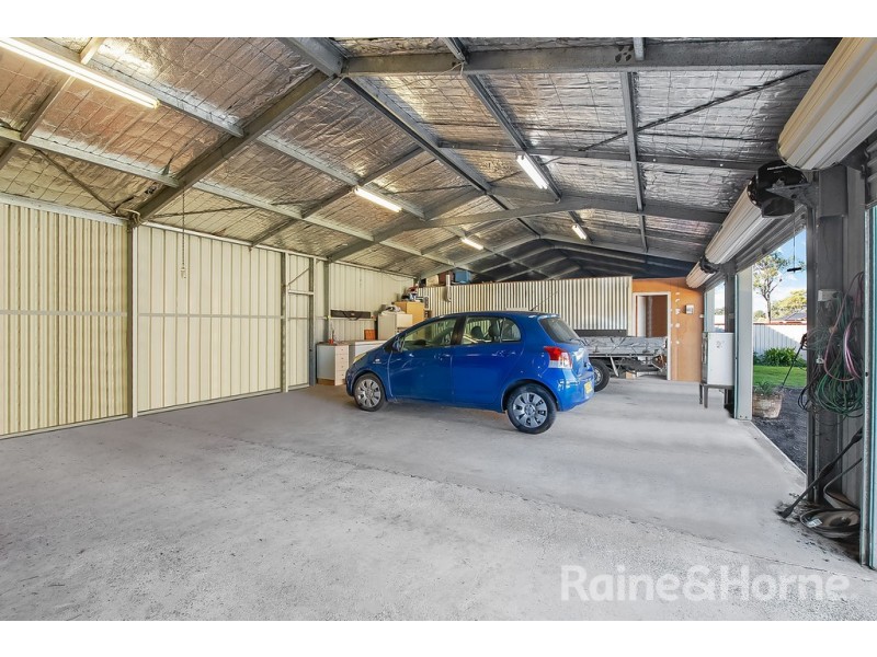 10-18 FOURTH ROAD, Berkshire Park NSW 2765