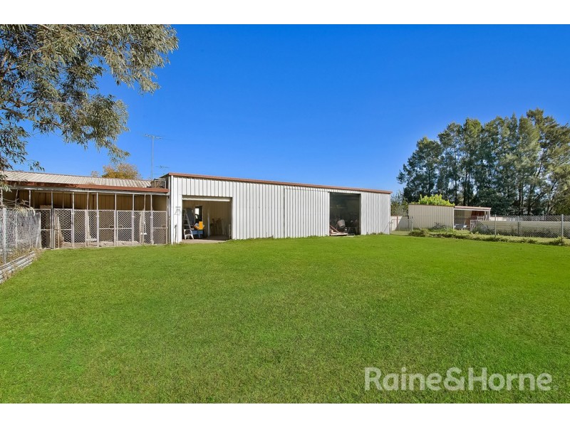 10-18 FOURTH ROAD, Berkshire Park NSW 2765