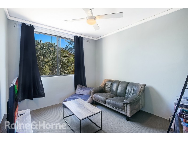 2/104a Windsor Street, Richmond NSW 2753