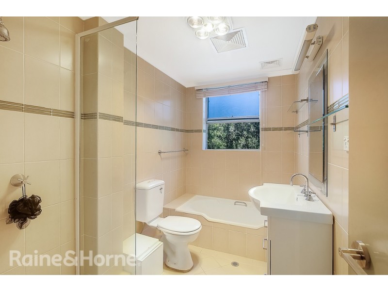 2/104a Windsor Street, Richmond NSW 2753