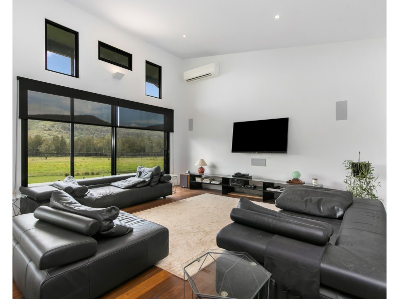 769 Singleton Road, Laughtondale NSW 2775