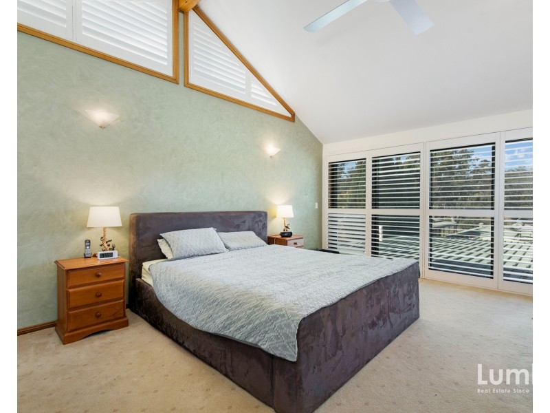 12 Holmes Drive, Cumberland Reach NSW 2756