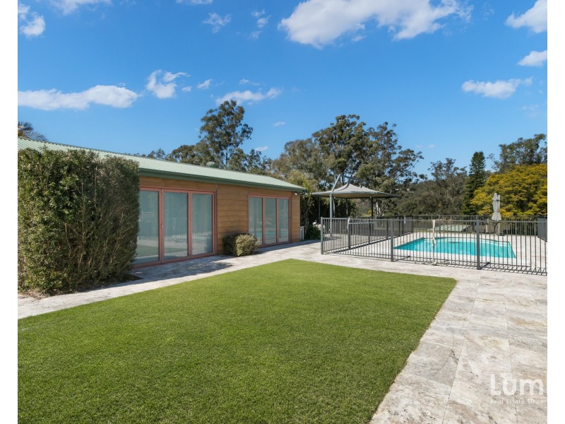 12 Holmes Drive, Cumberland Reach NSW 2756