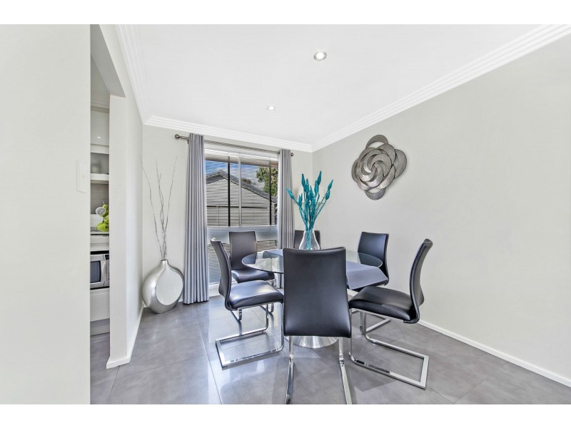 72 Blackwell, St Clair NSW 2759