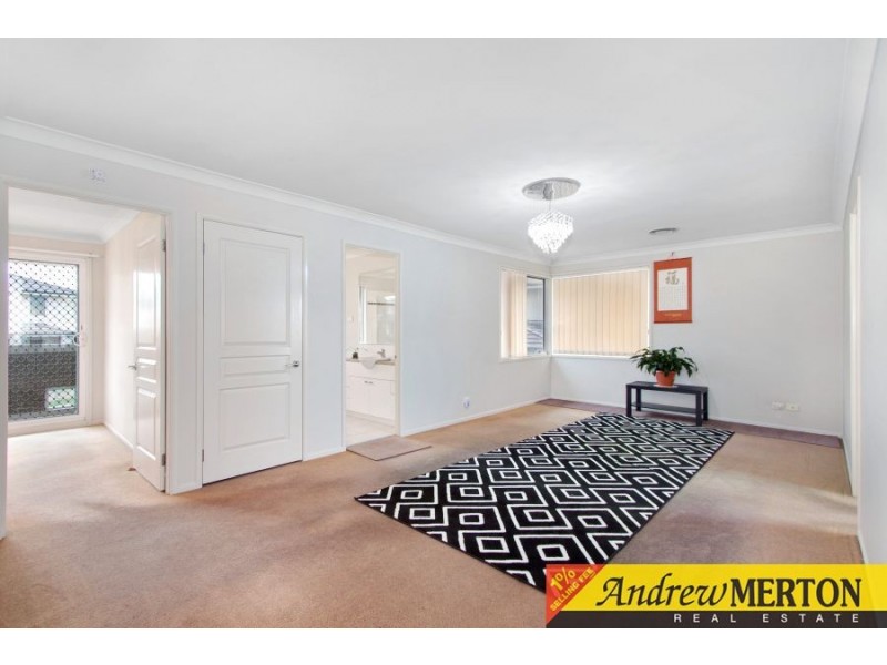 8 Glenvale Avenue, Parklea NSW 2768