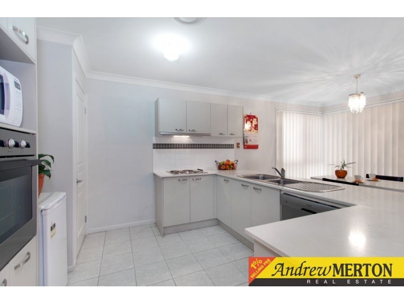 8 Glenvale Avenue, Parklea NSW 2768