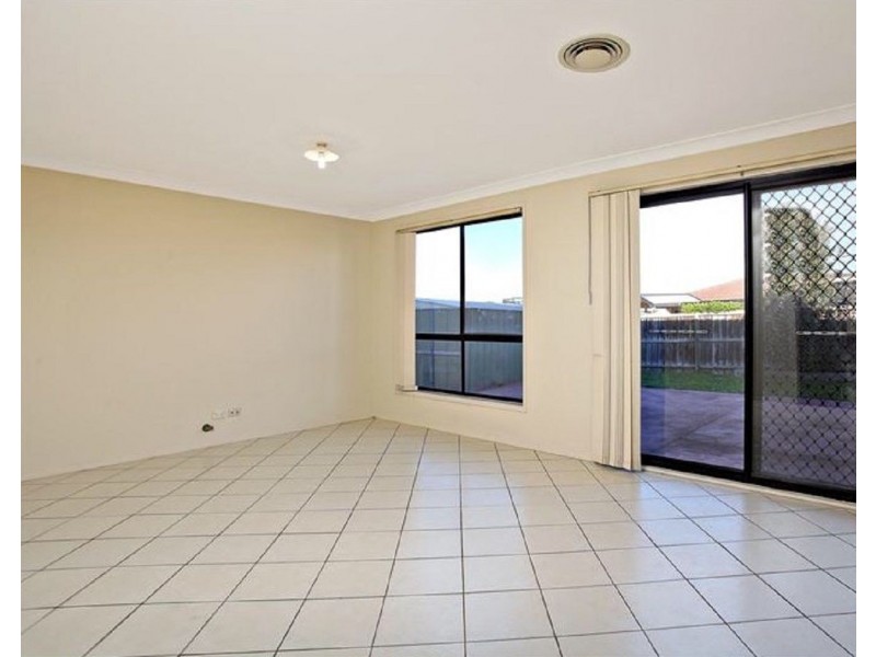 11 Elm Street, Acacia Gardens NSW 2763