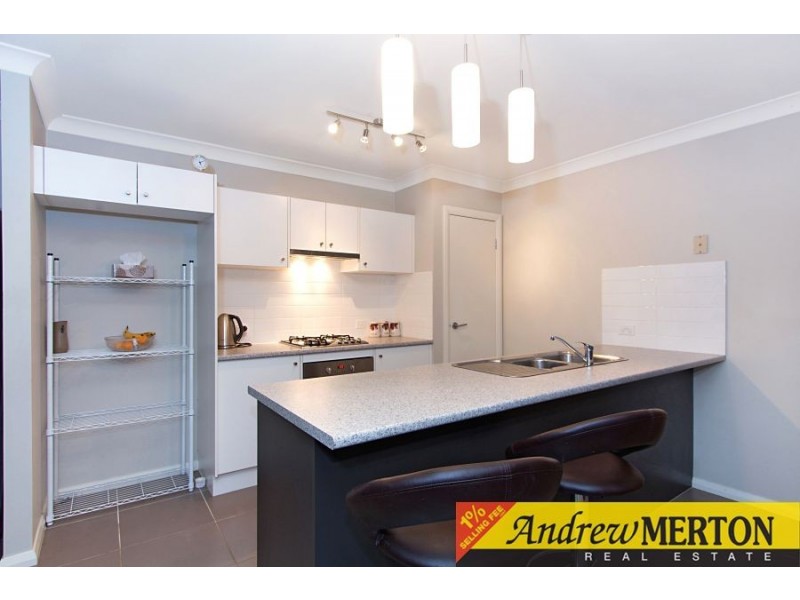 35 Bluebell Cres St, Ropes Crossing NSW 2760
