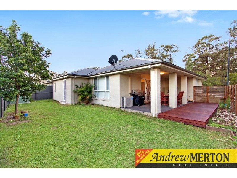 35 Bluebell Cres St, Ropes Crossing NSW 2760