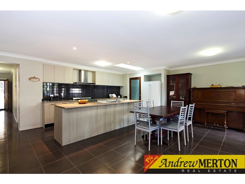 32 Brunswick Cct, Ropes Crossing NSW 2760