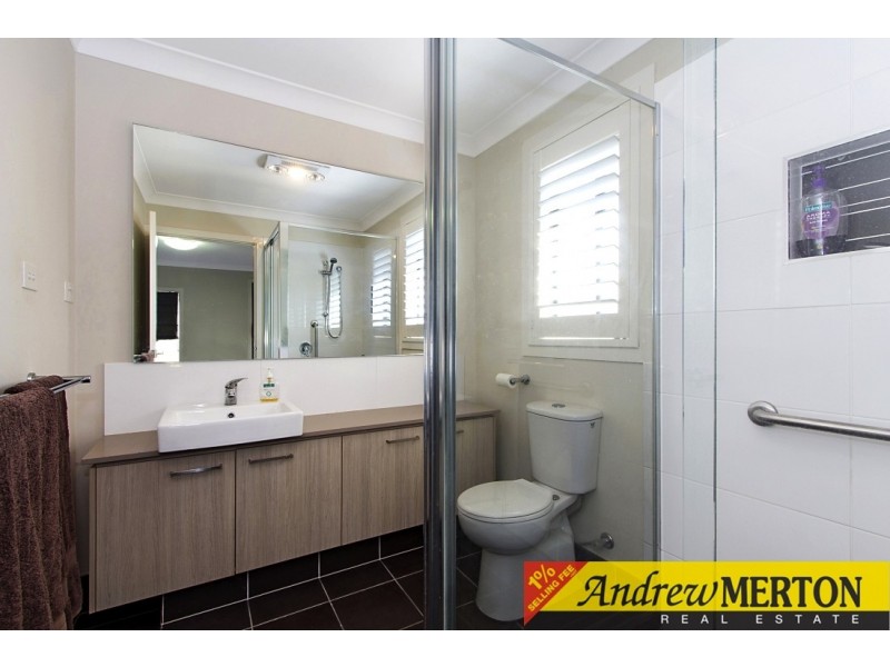 32 Brunswick Cct, Ropes Crossing NSW 2760