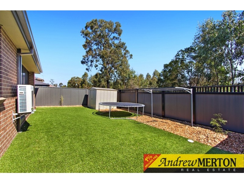 32 Brunswick Cct, Ropes Crossing NSW 2760