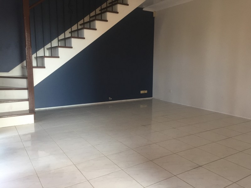 6 Batten Pl, Doonside NSW 2767