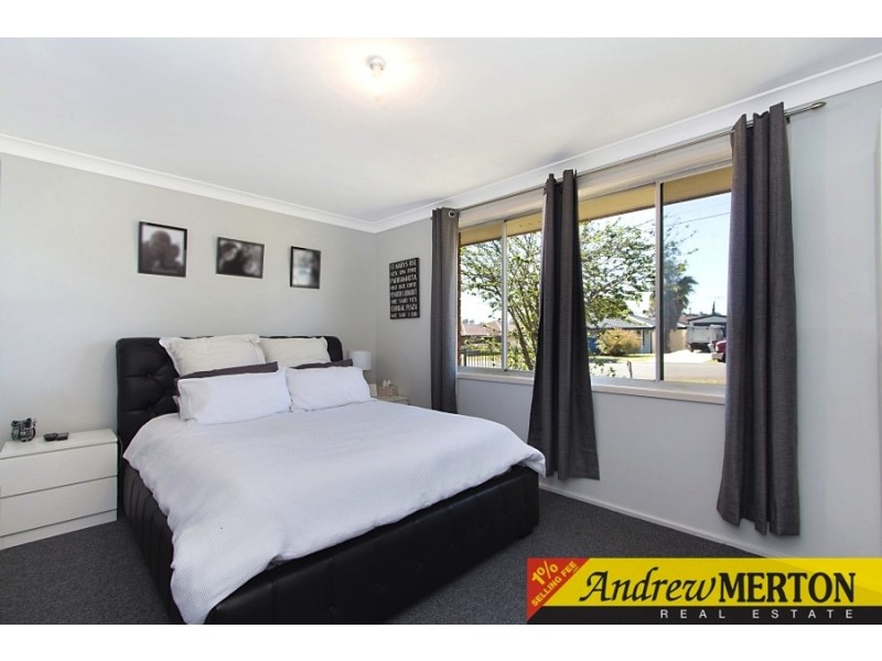 6 Lamming Pl, St Marys NSW 2760